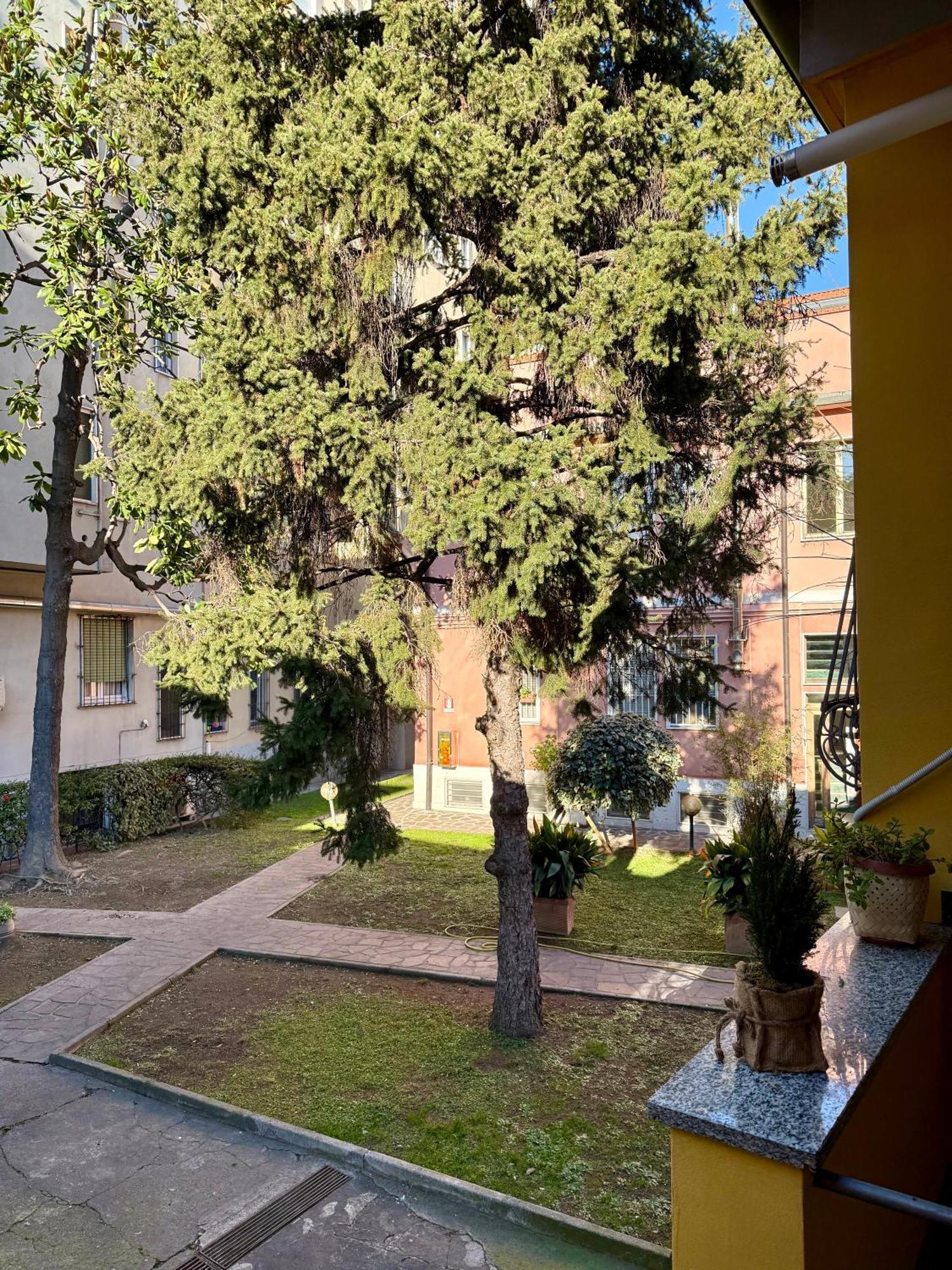 Gionas - Casa Indipendente In Zona Strategica Villa Milano Eksteriør billede